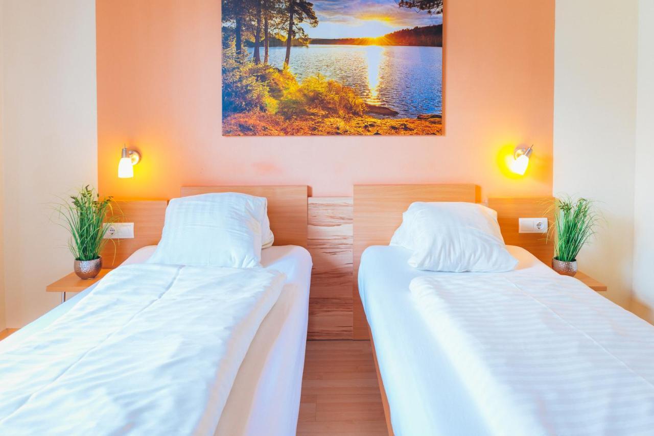 Gasthof Zur Post Ossiach Buitenkant foto